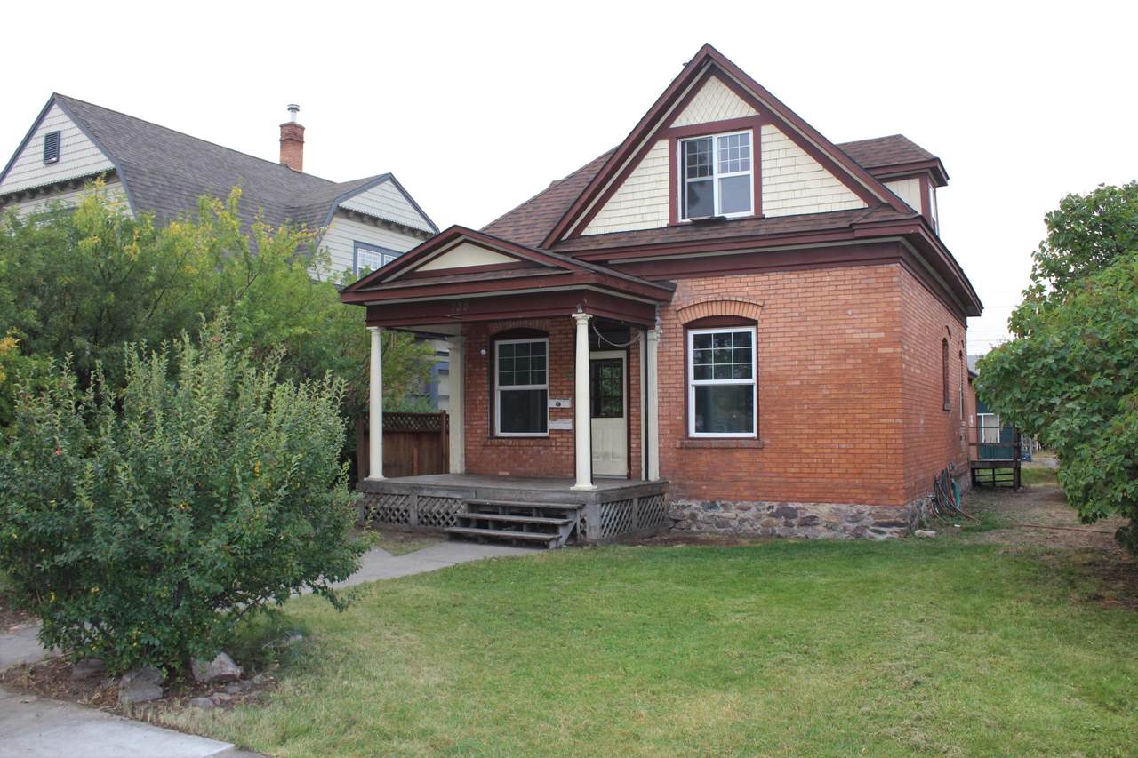 135 5th Street W Street - Photo 1