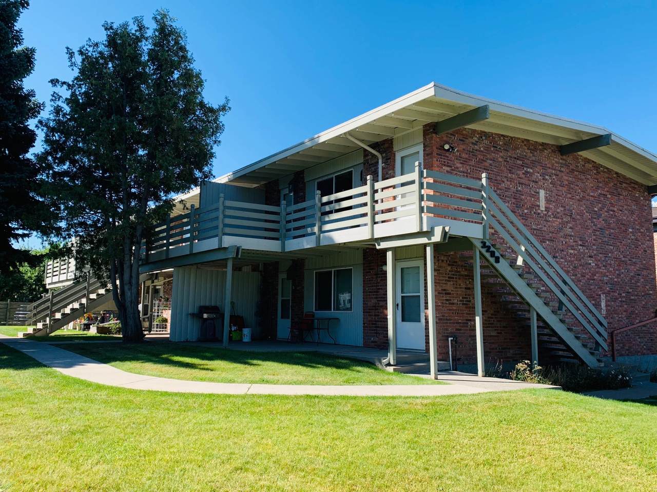 3208 11th Avenue - Photo 1