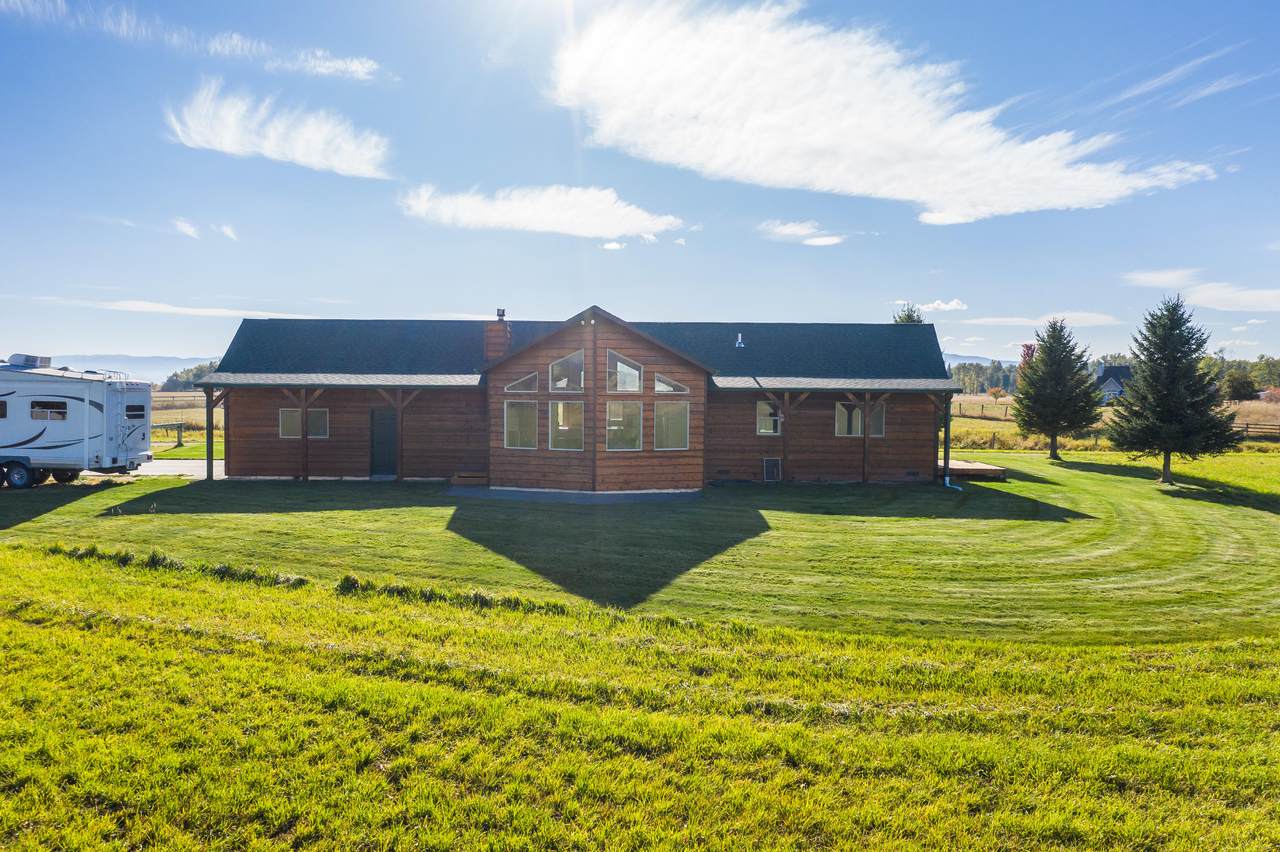 477 O'bryan Lane - Photo 1