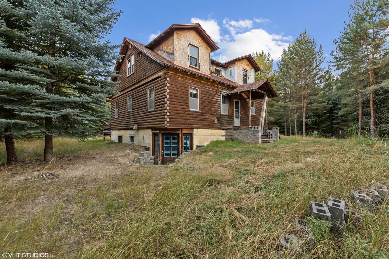 287 Ferndale Drive - Photo 1