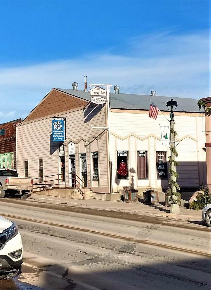 308 Dewey Avenue - Photo 1