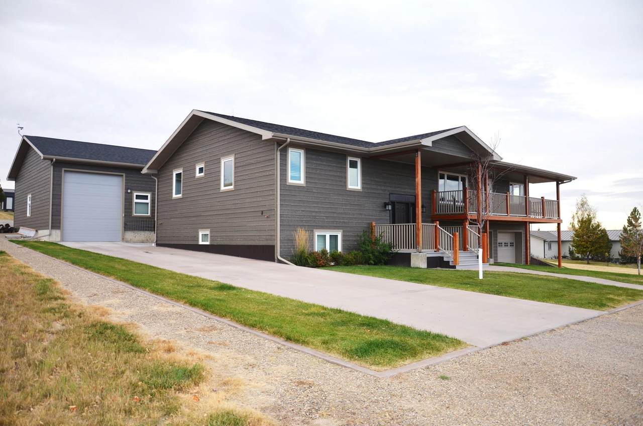 207 12th Avenue - Photo 1