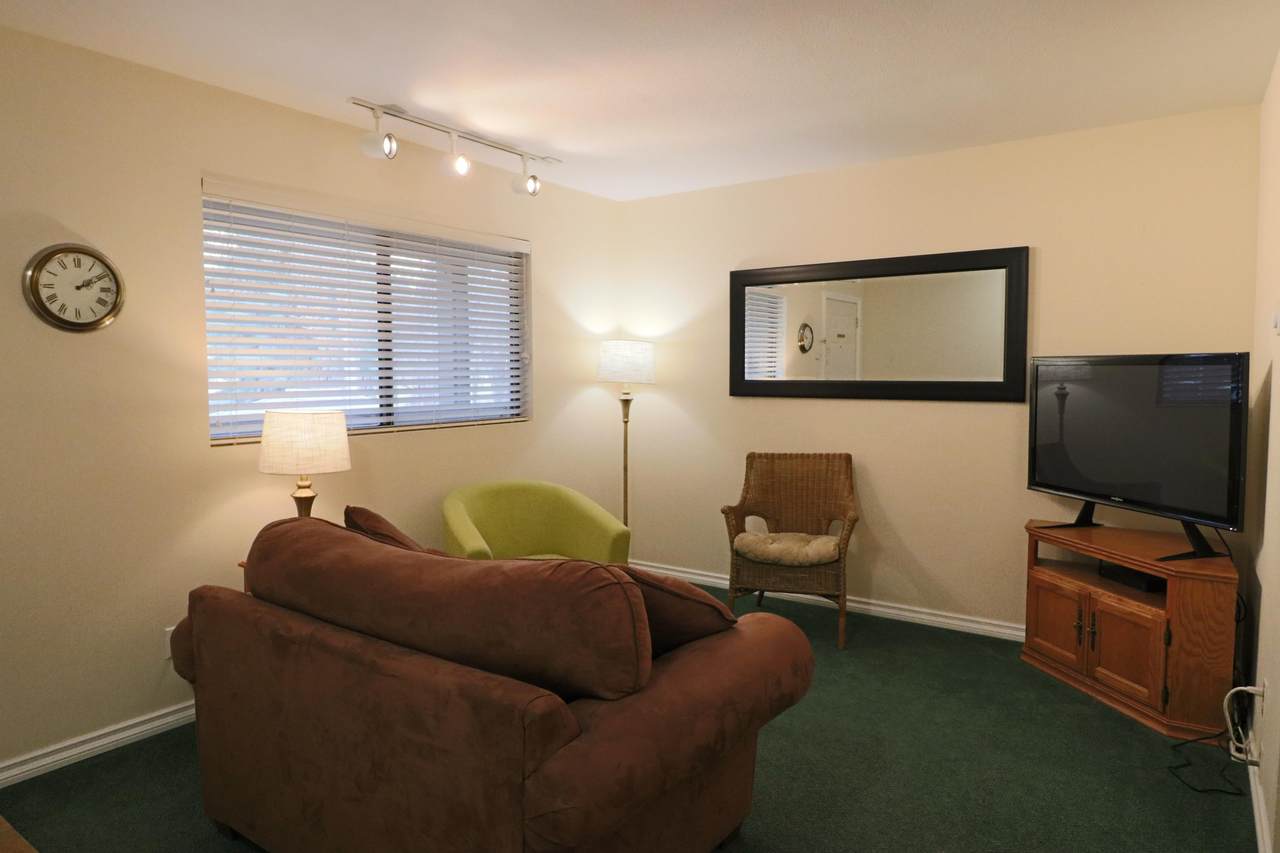 180 Vista Lane - Photo 1