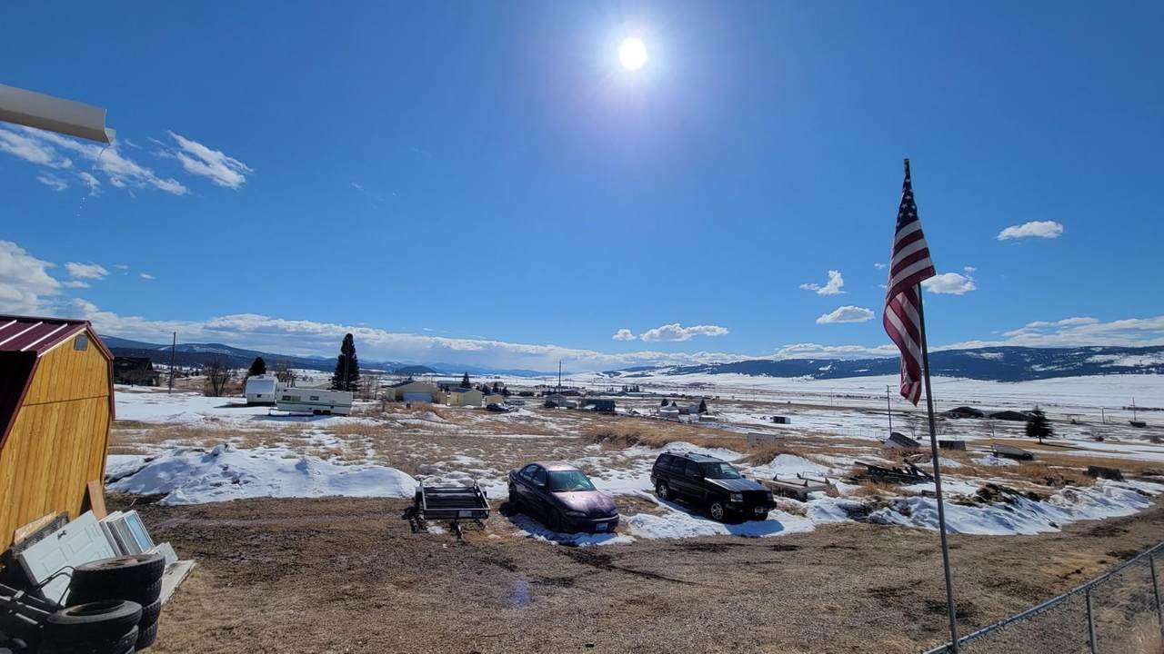 421 Community - Photo 1
