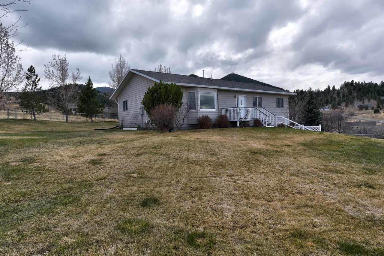 21 Bitterroot Mountain Road - Photo 1