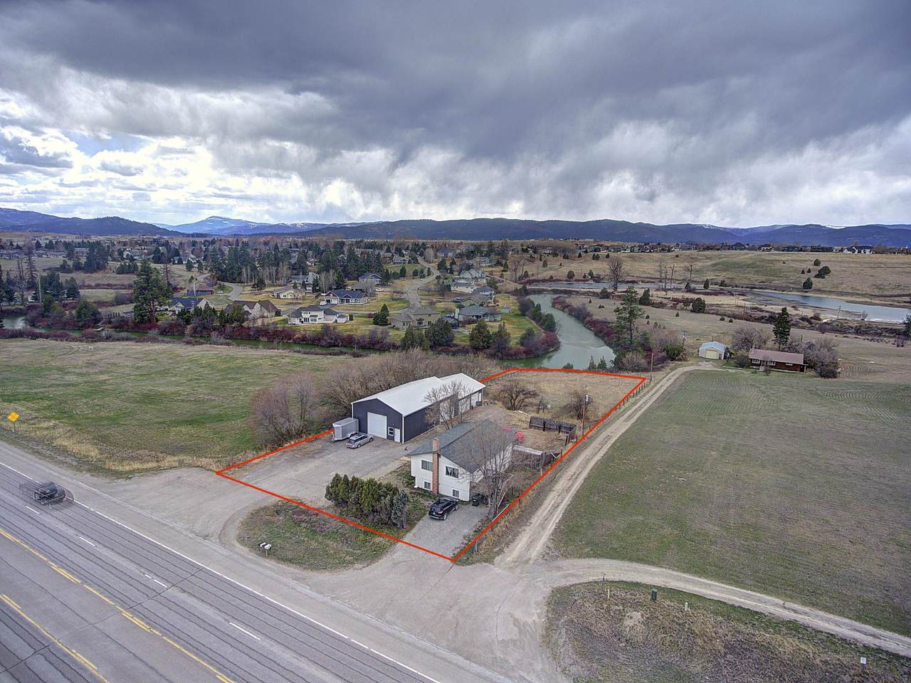 2760 Us 93 - Photo 1