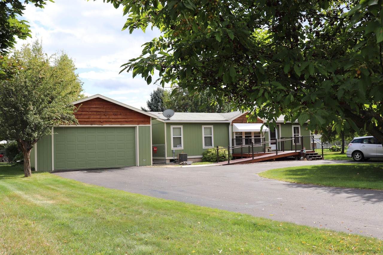 31 Sunrise Drive - Photo 1