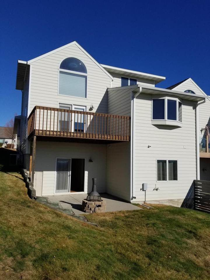 320 20th Avenue - Photo 1