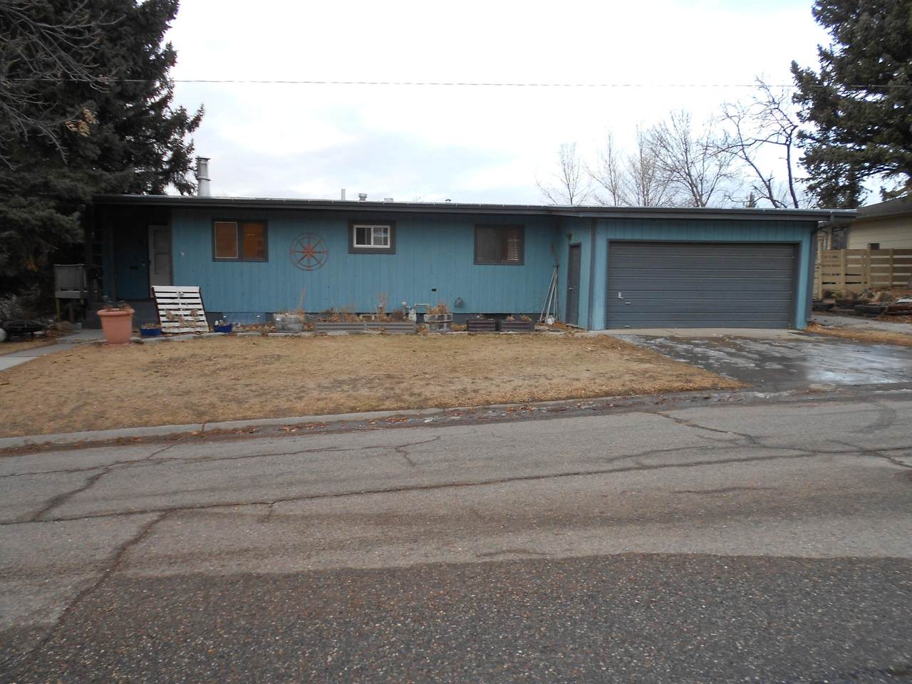 9 19th Avenue - Photo 1