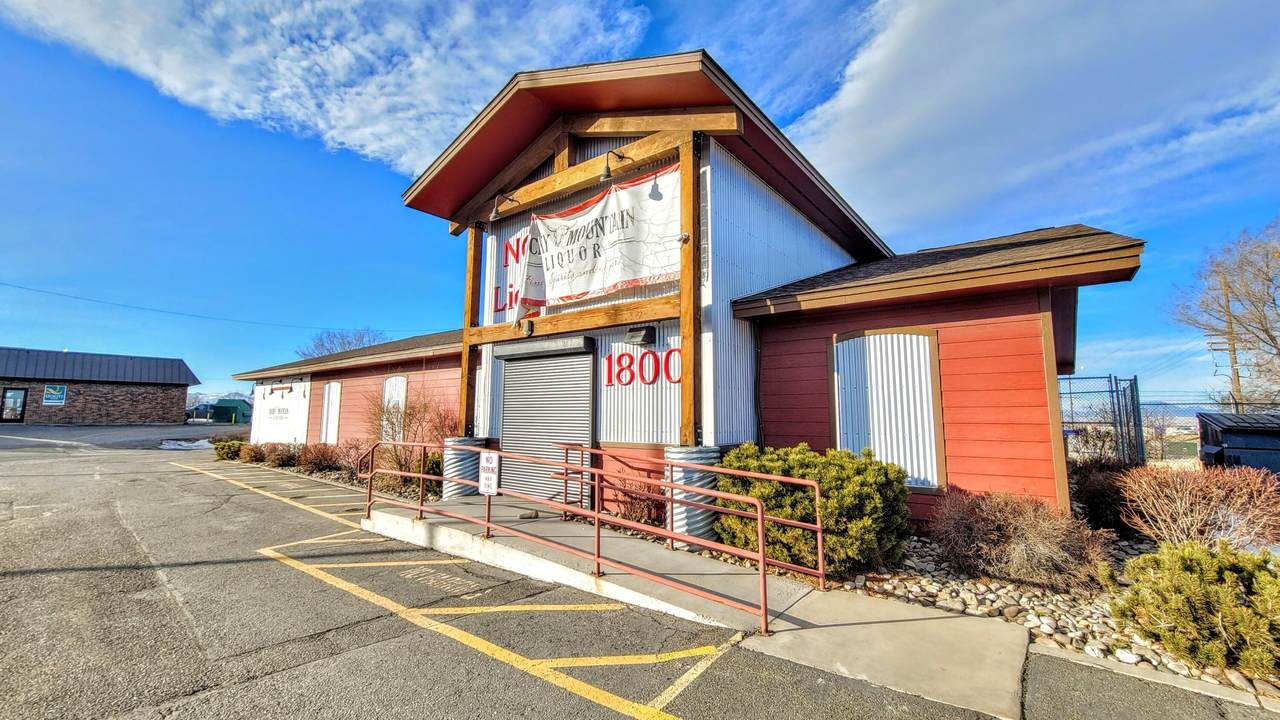 1800 Cedar Street - Photo 1