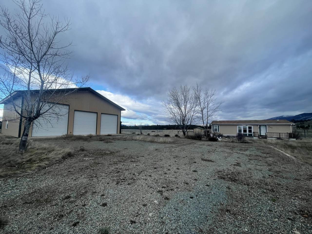 658 Revere Road - Photo 1