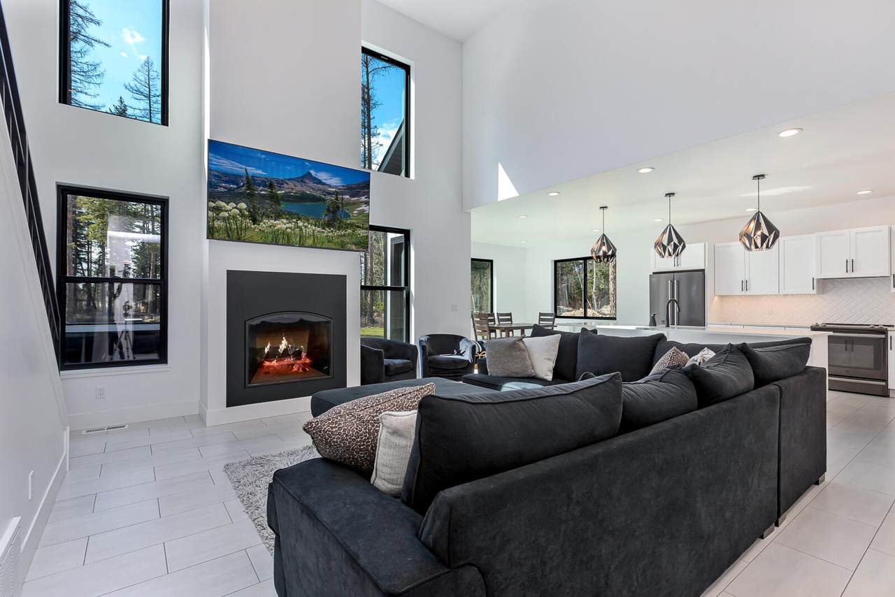 1126 Timber Ridge Court - Photo 1