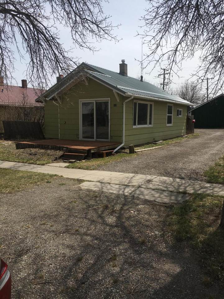 112 Main Street - Photo 1