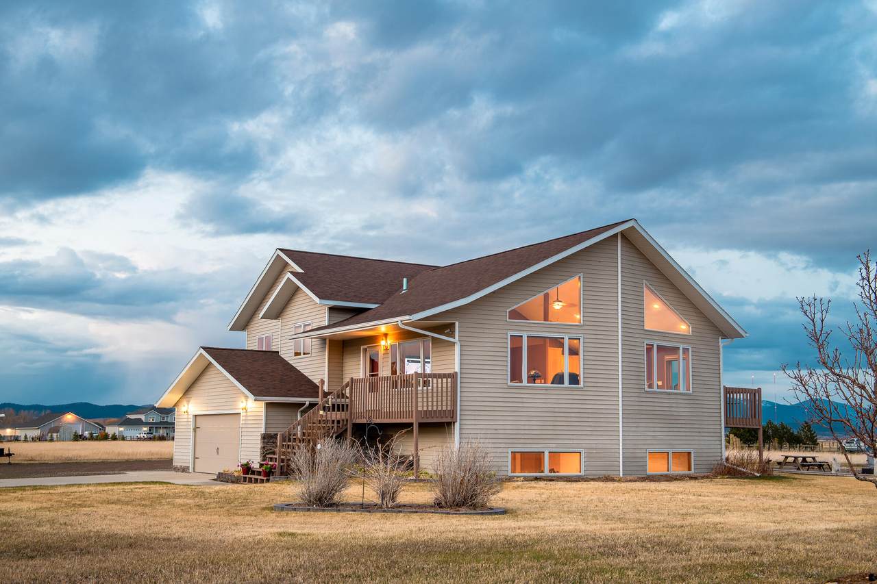 6400 Silverwood Loop - Photo 1