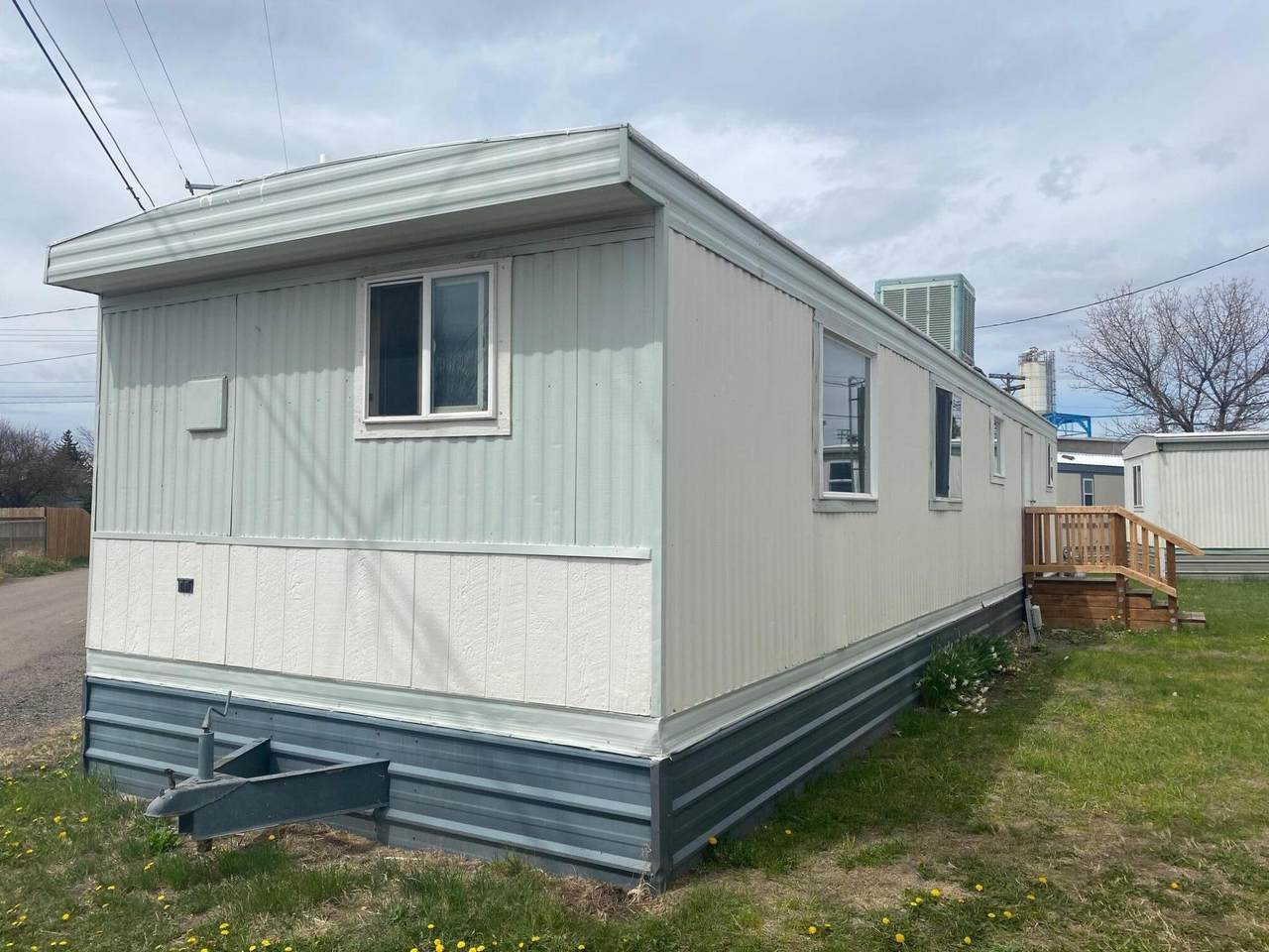 2806 9th Avenue - Photo 1
