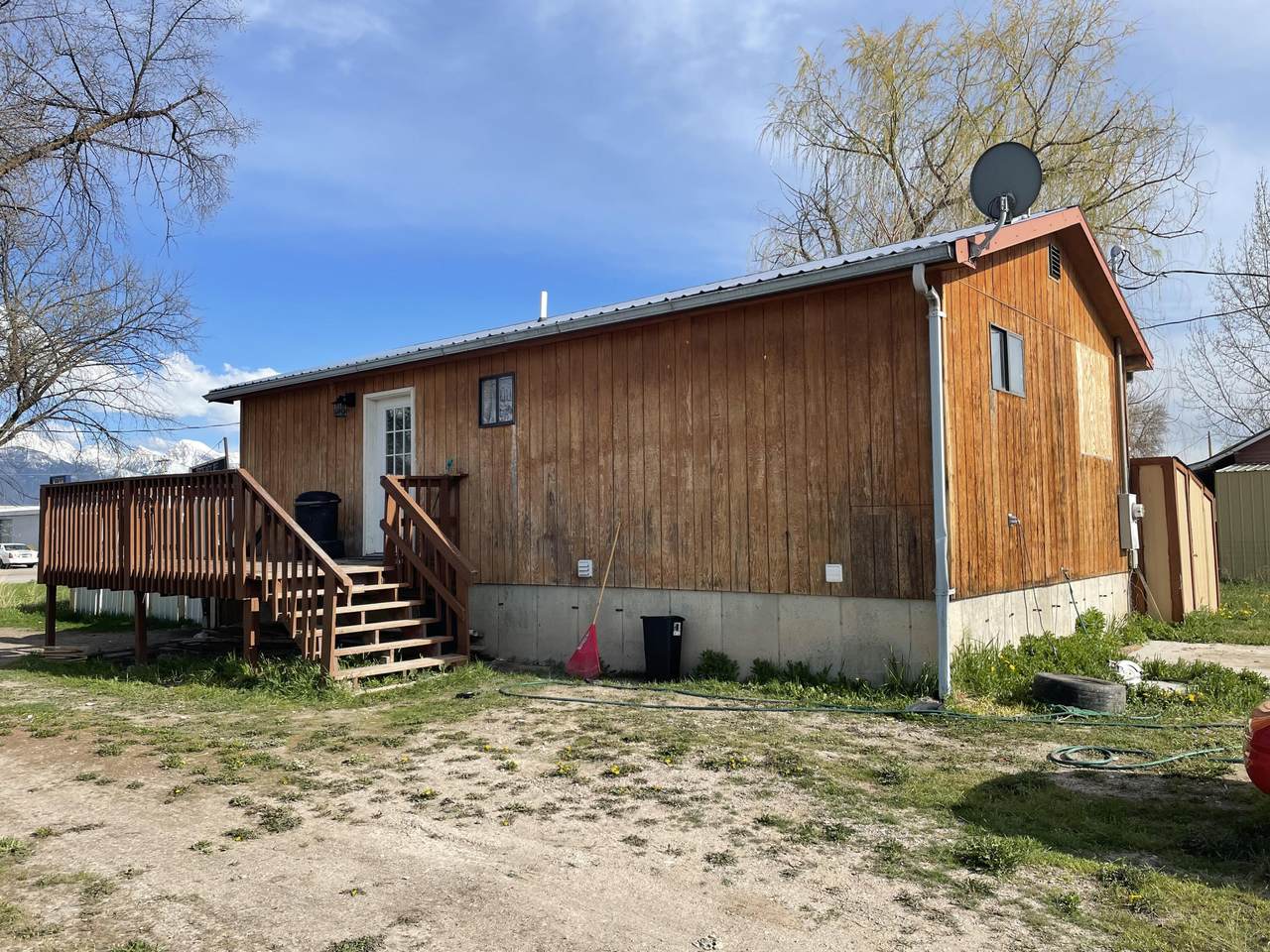 56705 Mt Hwy 212 - Photo 1