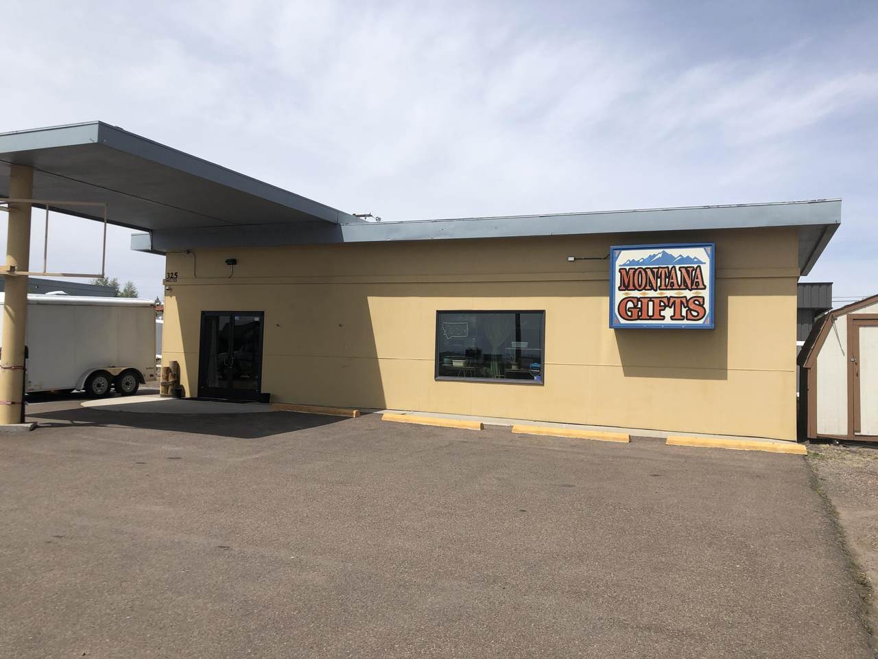 325 Smelter Avenue - Photo 1