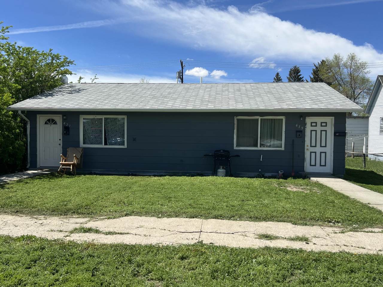 417 Railroad Avenue - Photo 1