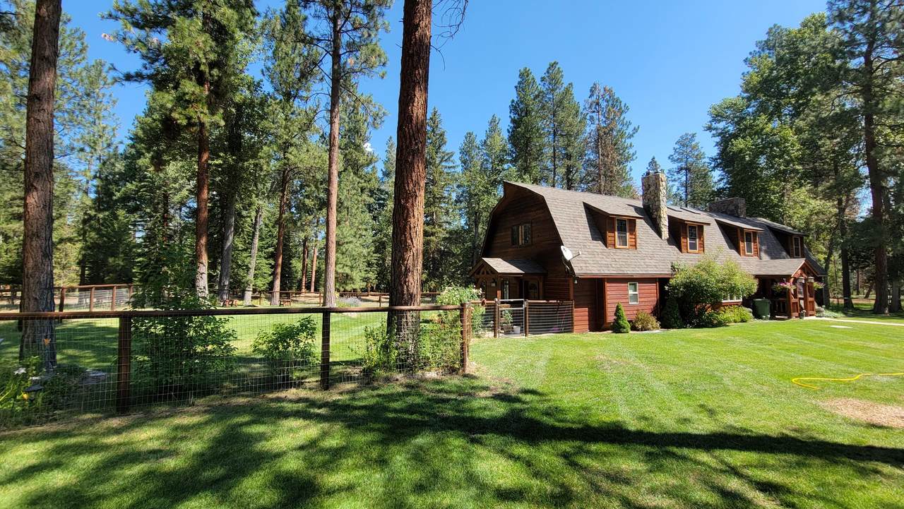 1943 Middle Bear Creek Road - Photo 1
