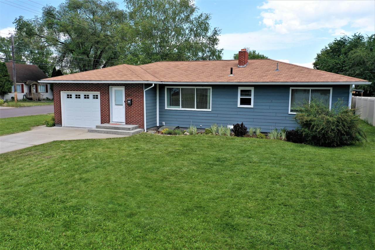 1005 8th Avenue - Photo 1