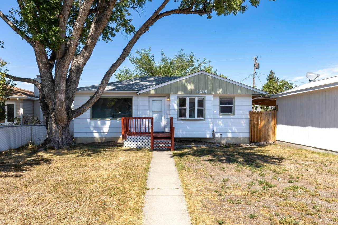 4225 Clark Avenue - Photo 1