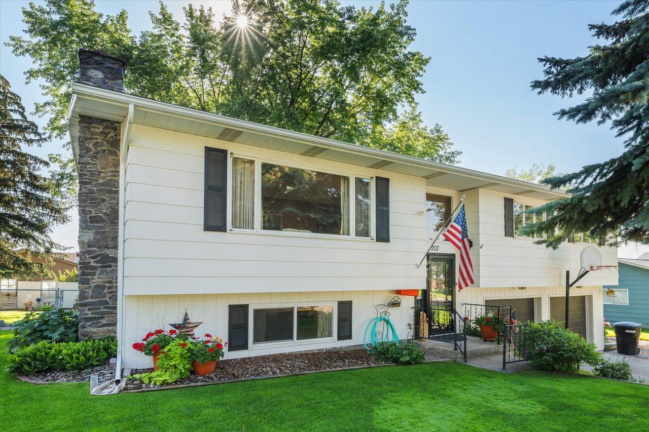 207 Garland Street - Photo 1