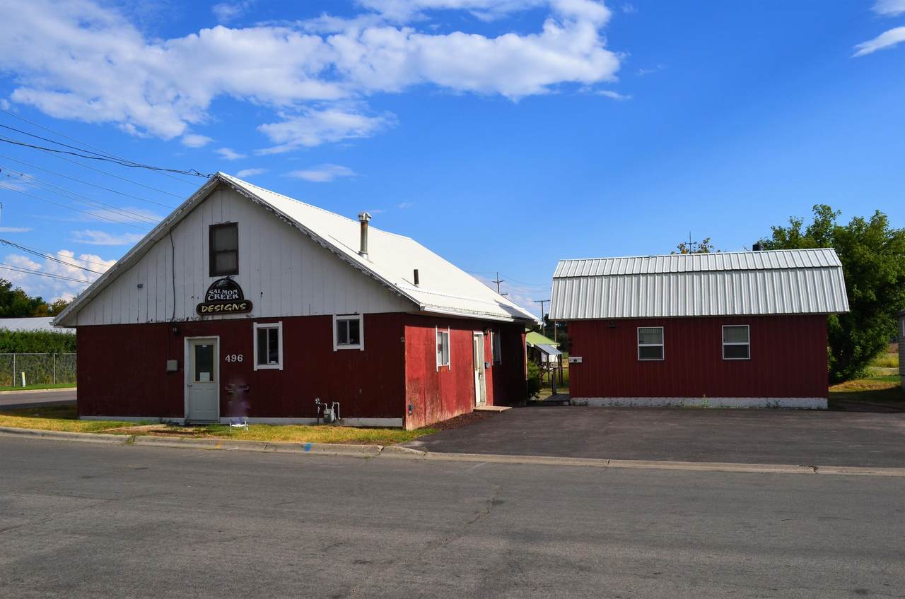 496 Montana Street - Photo 1