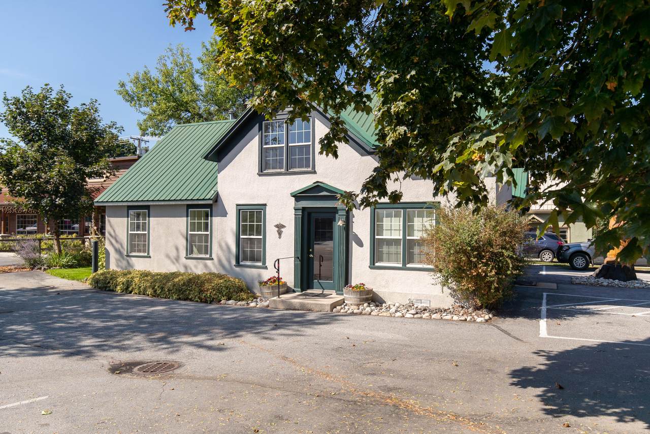 801 1st Street - Photo 1
