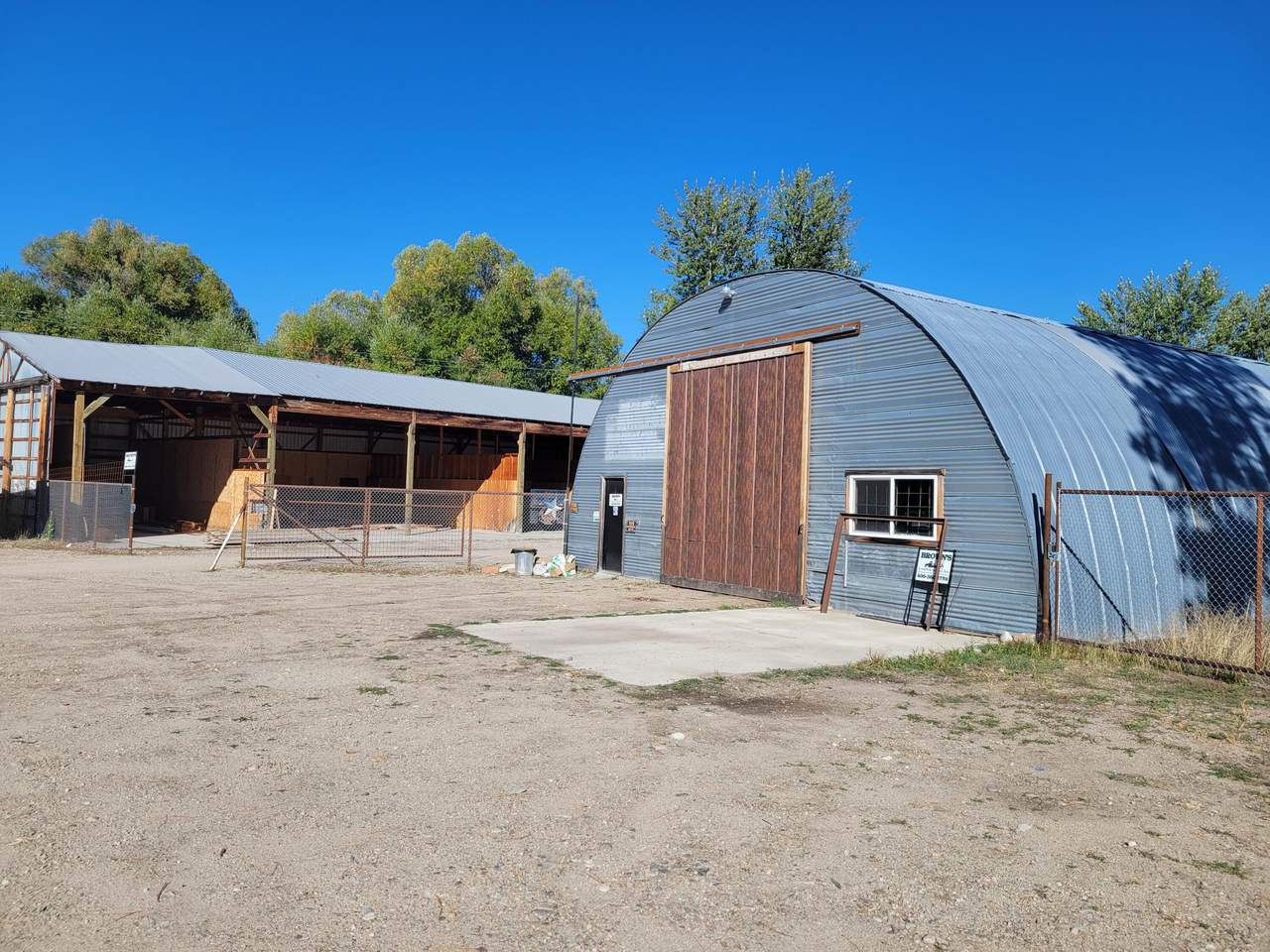 170 Warren Lane - Photo 1
