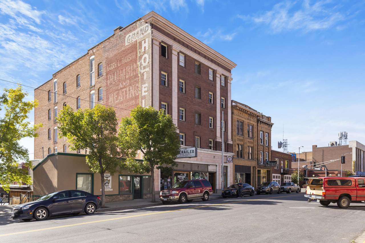 120 Broadway Street - Photo 1