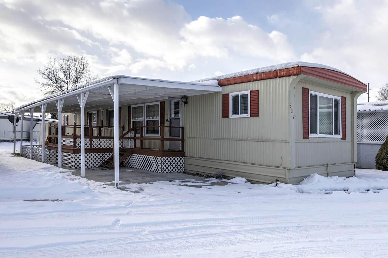 307 Harbison Drive - Photo 1