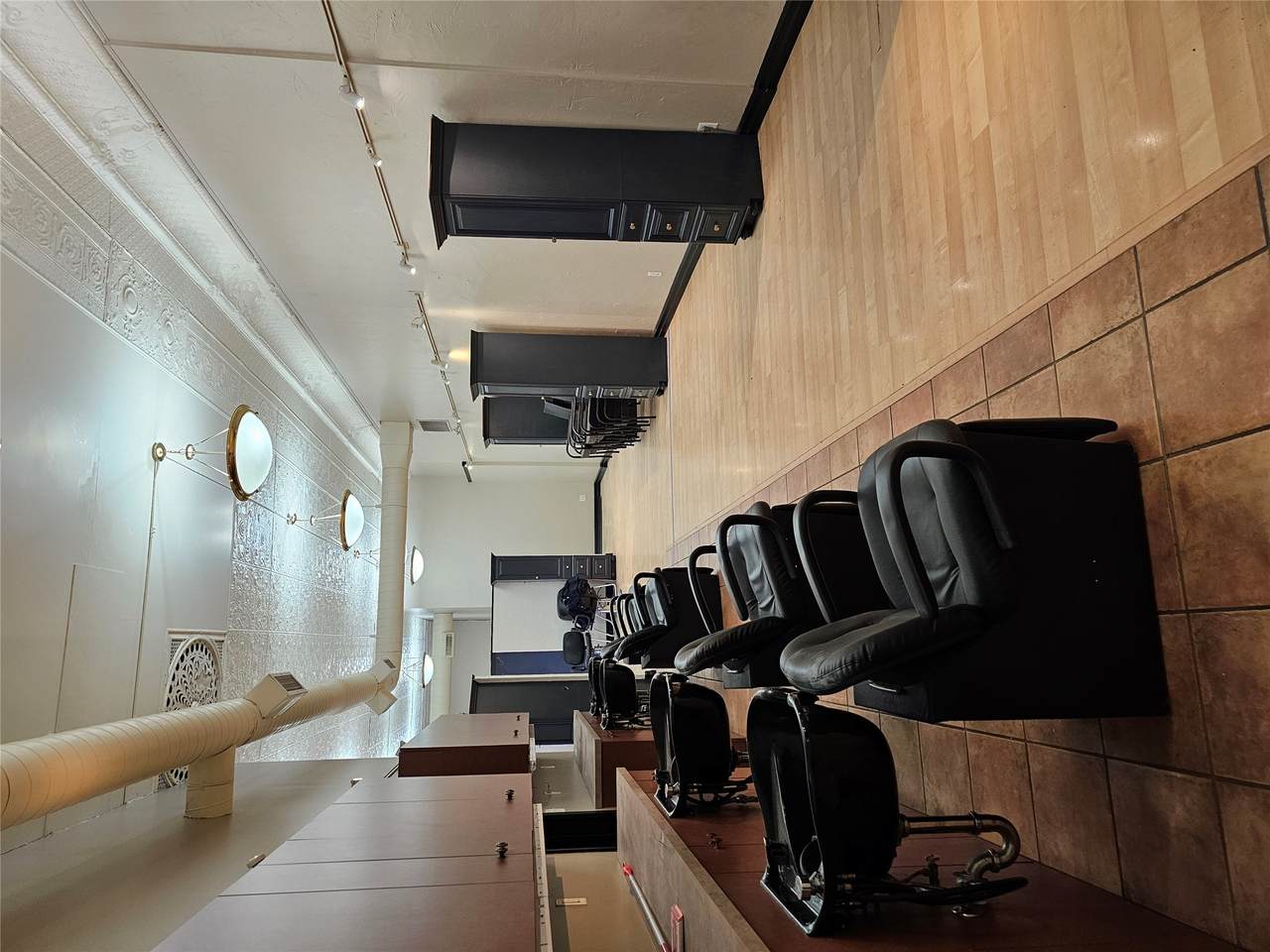 118 Central Avenue - Photo 1