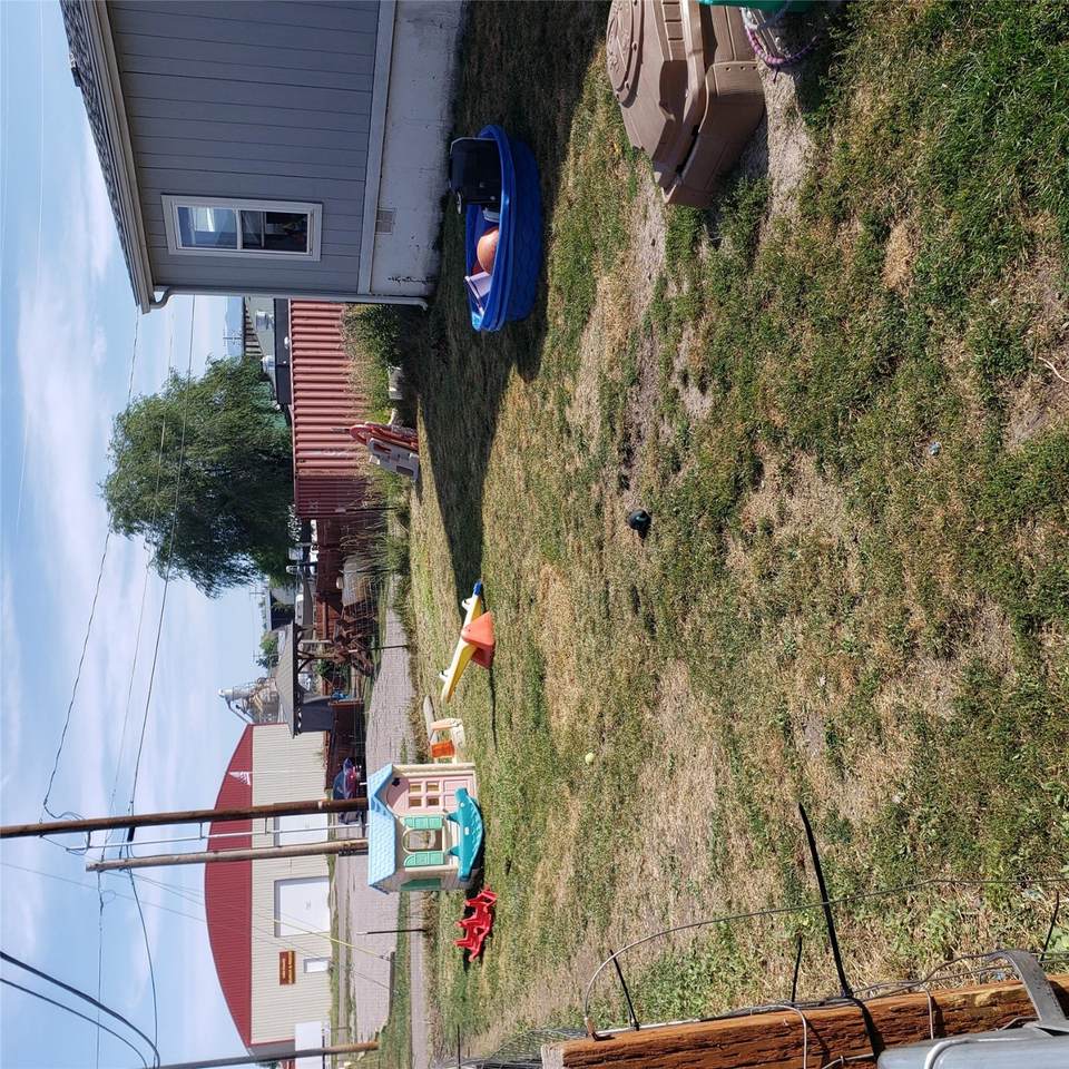 1005 Main Street - Photo 1