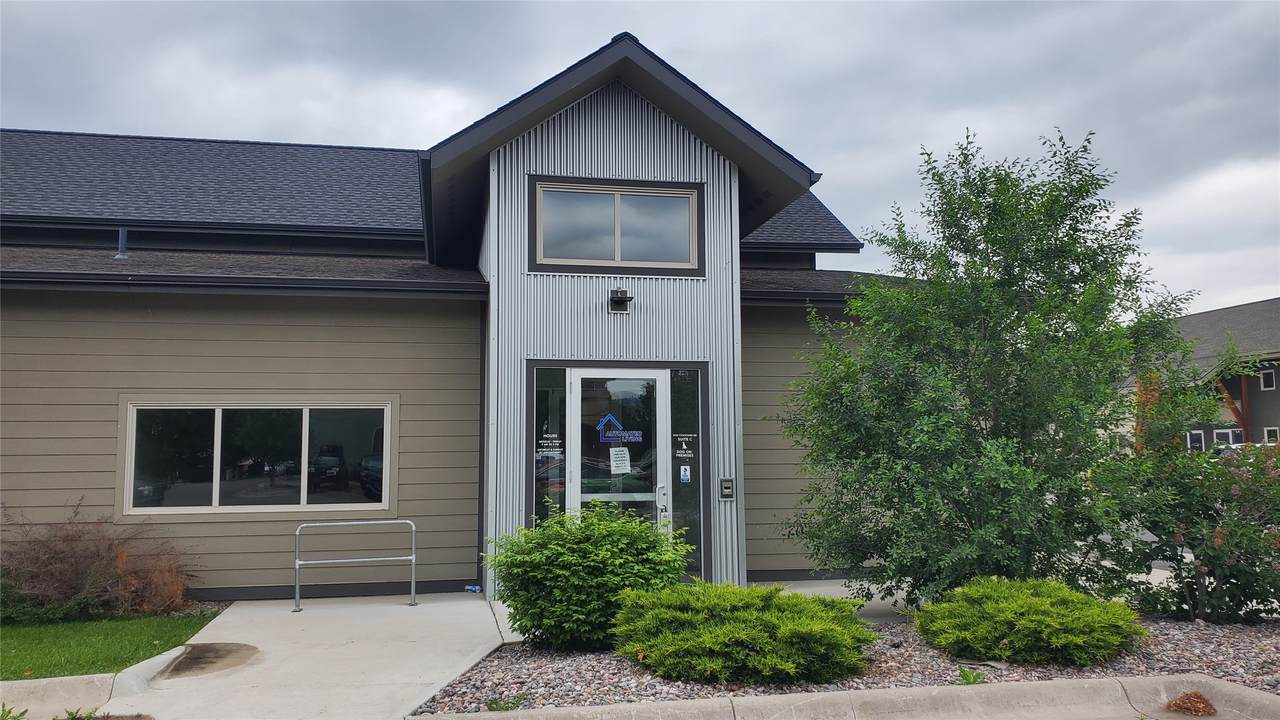 2925 Stockyard Road - Photo 1