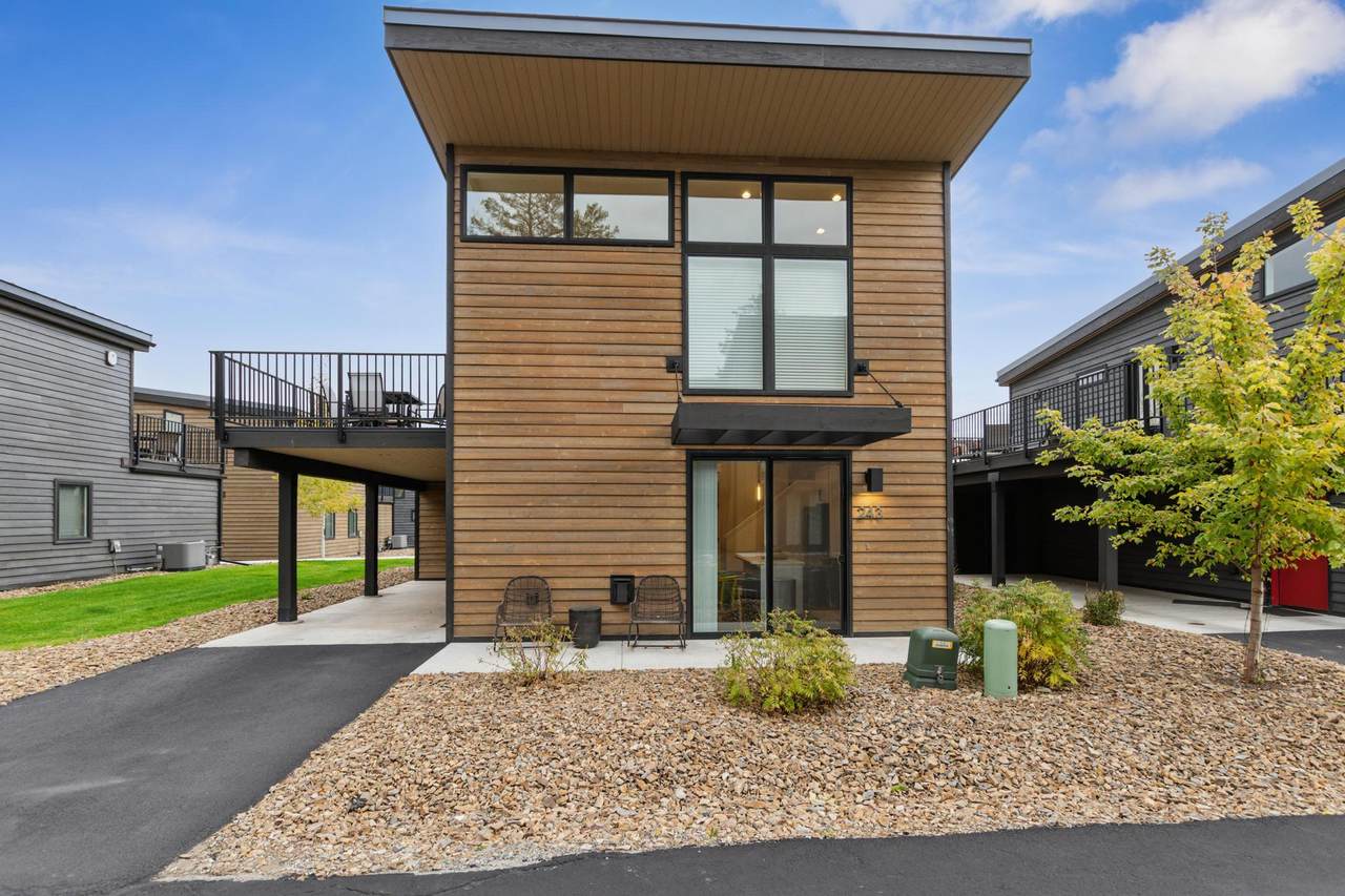 243 Opal Drive - Photo 1