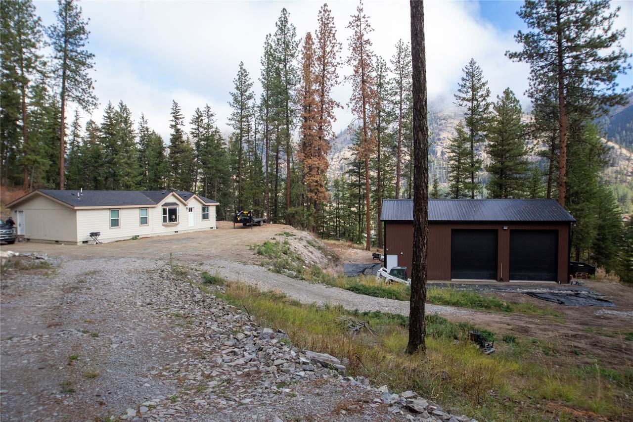 264 Yellow Pine Drive - Photo 1