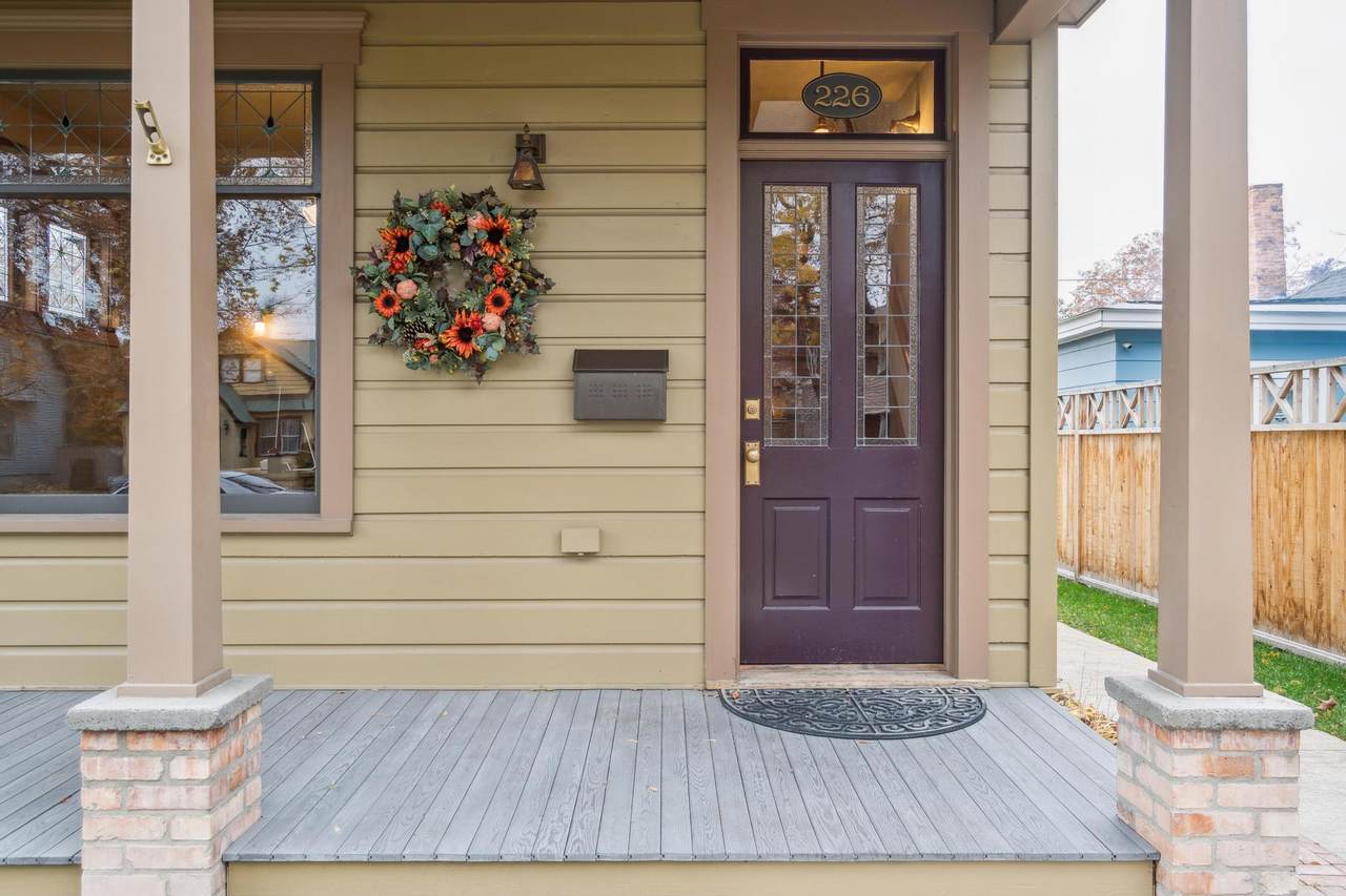 226 3rd Avenue - Photo 1