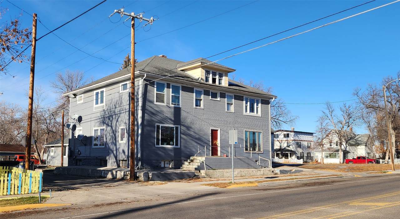 208 9th Street - Photo 1