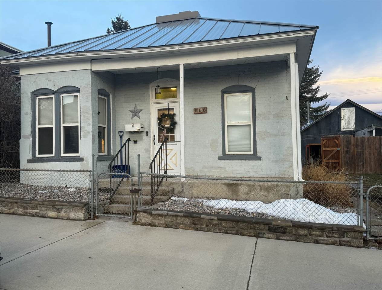 668 Colorado Street - Photo 1