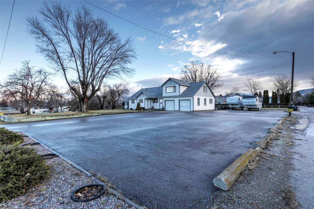 970 Reserve Street - Photo 1