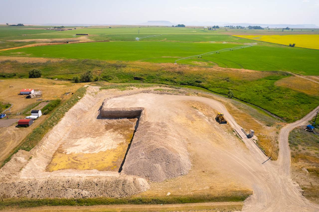 1176 County Line Road - Photo 1