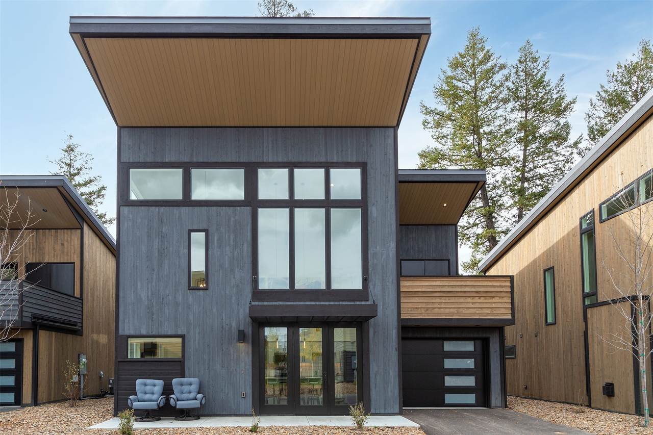 240 Opal Drive - Photo 1