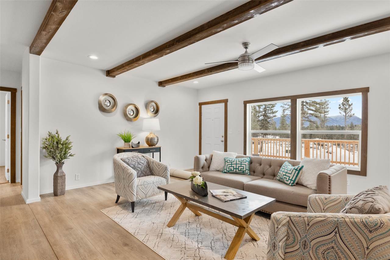 20 Starling Drive - Photo 1