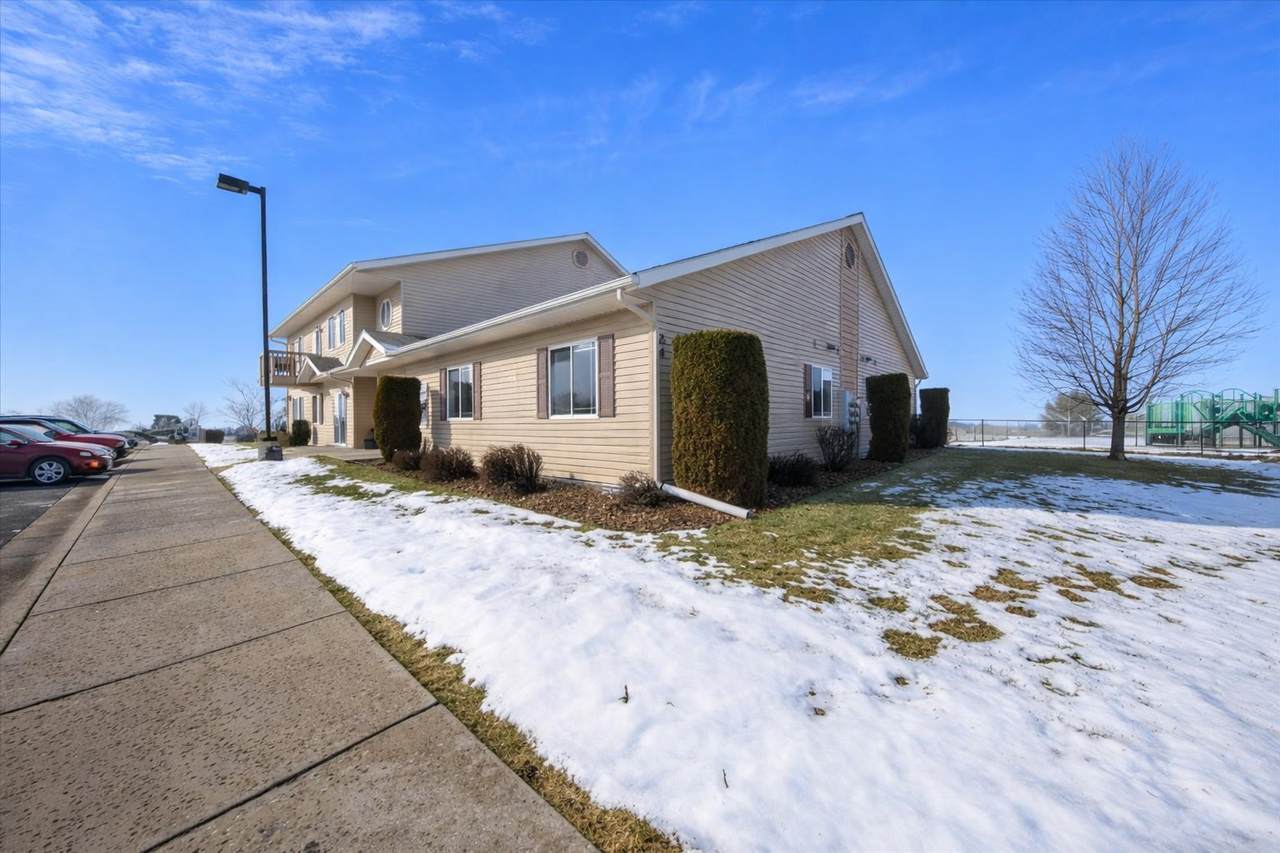 24 Diane Road - Photo 1