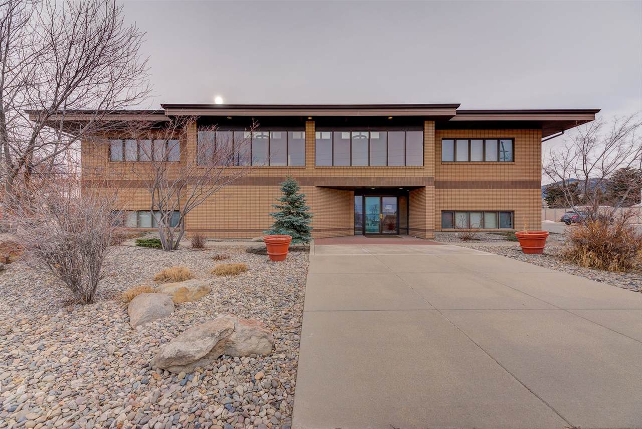 825 Custer Avenue - Photo 1