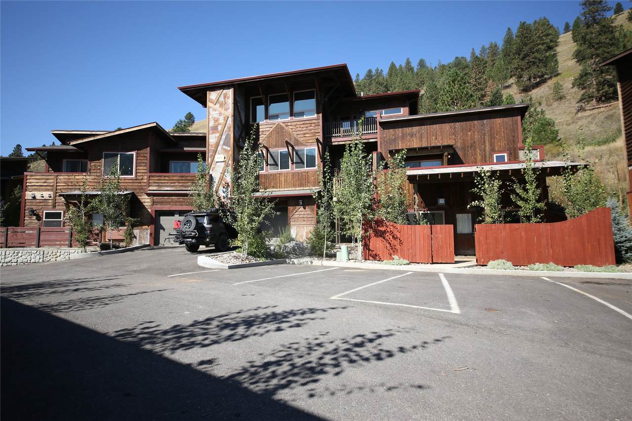 751 Sun Pillar Loop - Photo 1