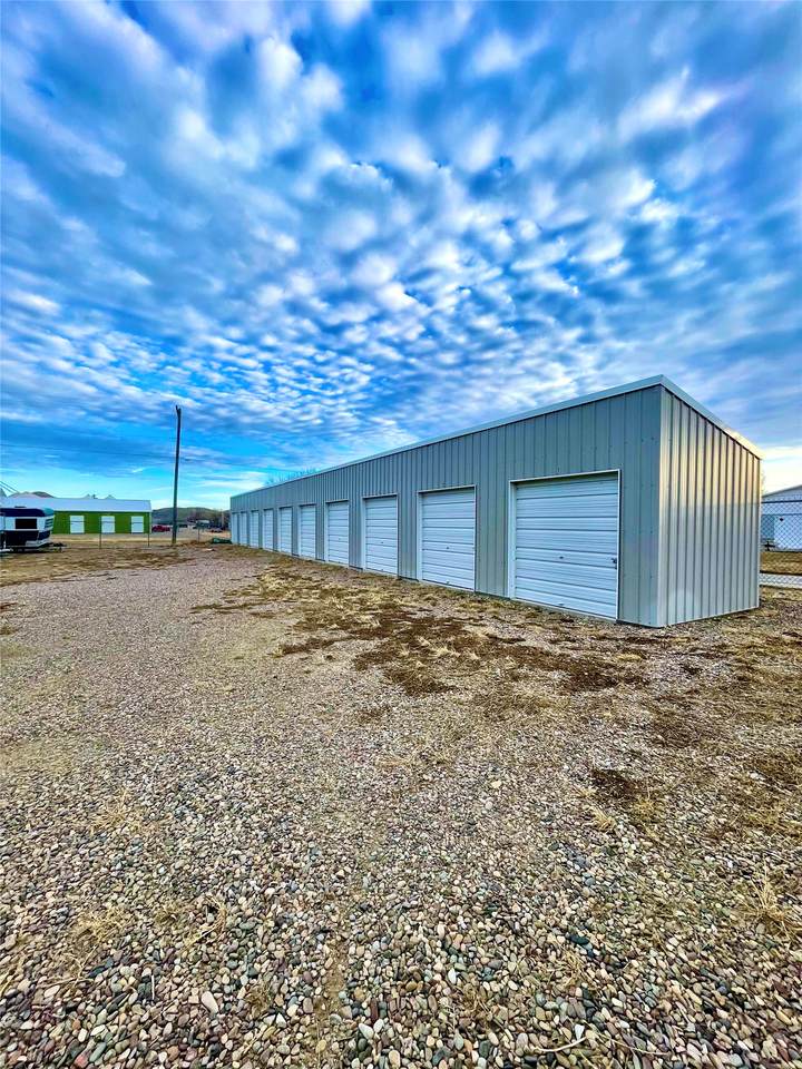 2501 Saint Charles Street - Photo 1