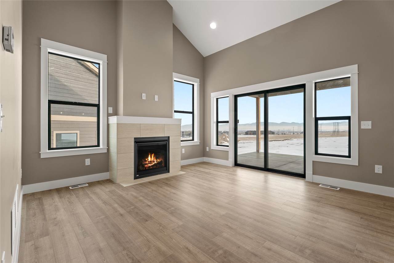 155 War Eagle Street - Photo 1