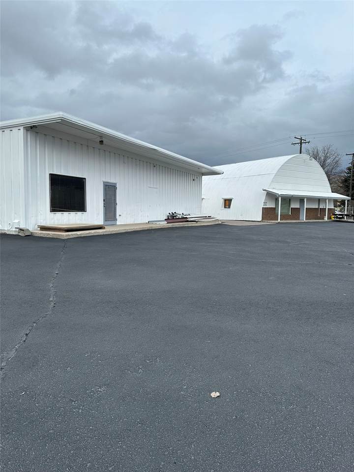 2840 Stockyard Road - Photo 1