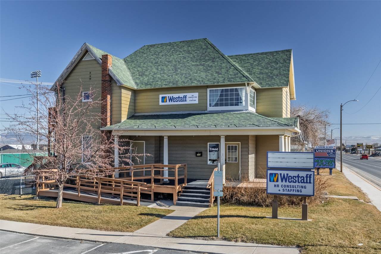 204 Lyndale Avenue - Photo 1